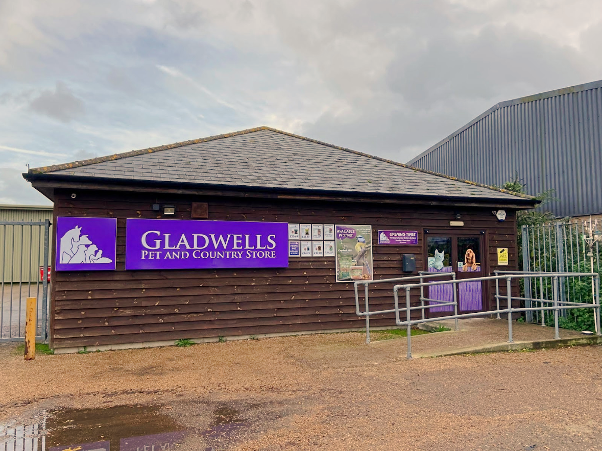 Gladwells Pet & Country Store Margate - Pet food supplies