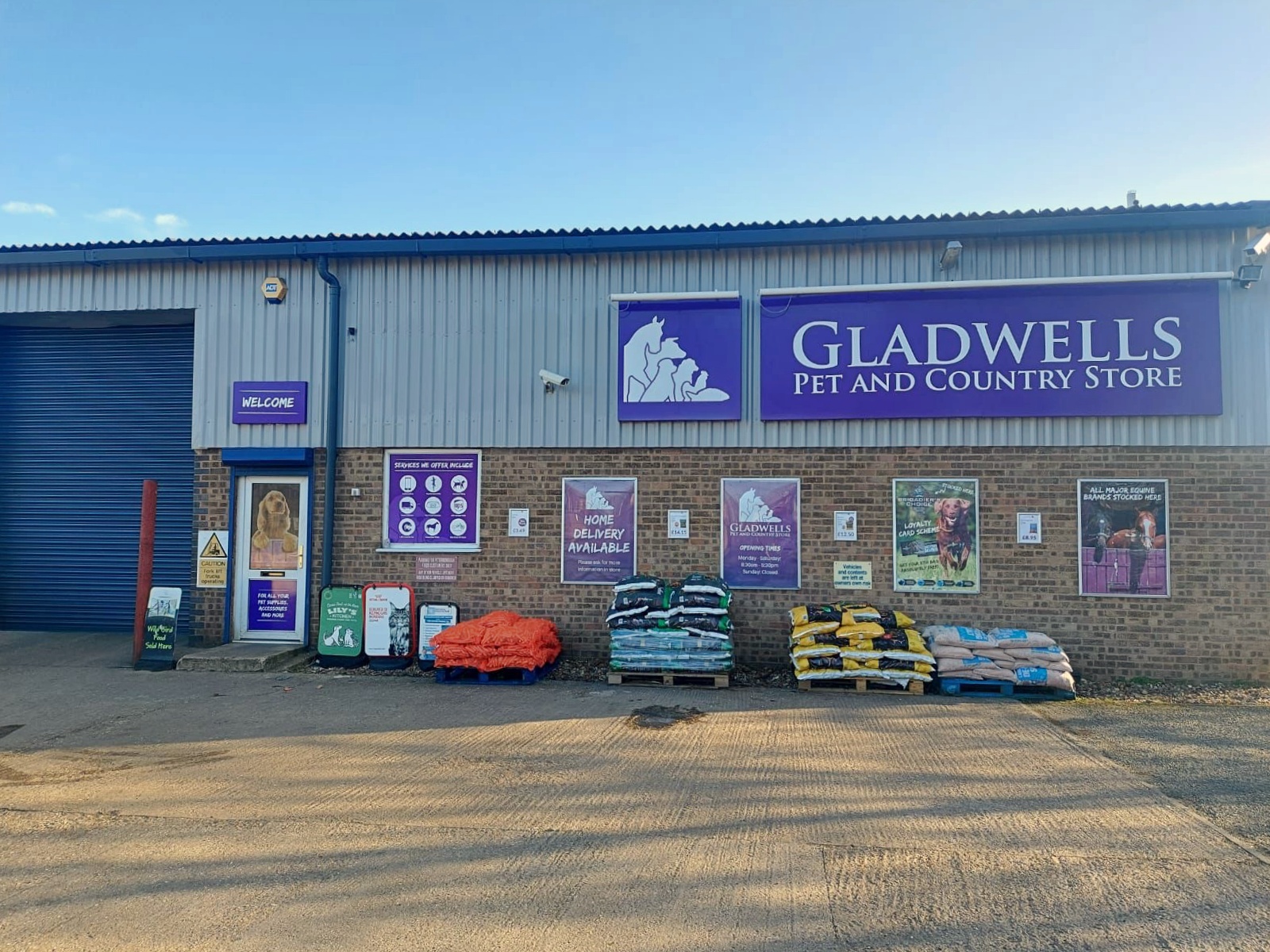 Gladwells Pet & Country Store Margate - Pet food supplies